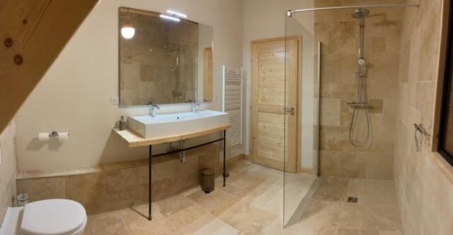 Les Granges Modernes Villa Bruebach Room photo